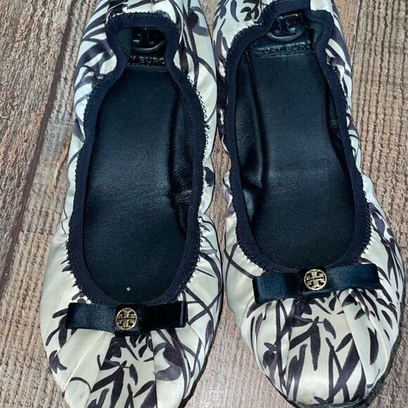 Tory Burch Womens Ivory Black Ballet Flats Comfort Slip On Round Toe - Picture 7 of 12